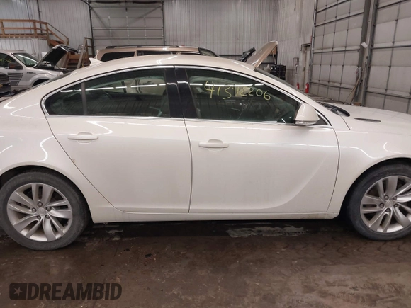 2014 Buick Regal with VIN 2G4GK5EXXE9325629, listed as a IAAI auction lot 41392206 with 123,368 mi miles. Bid and sale history available at carsss.com. Image 14.