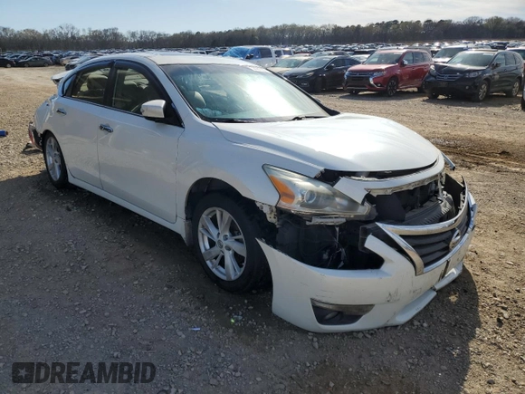 2013 Nissan Altima SL with VIN 1N4AL3AP5DN476073, listed as a Copart auction lot 52778465 with 210,881 mi miles and Salvage title. Bid and sale history available at DreamBid. Image 4.