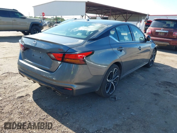 2024 Nissan Altima SR z VIN 1N4BL4CV7RN391989, wystawiony jako IAAI lot #42373504 z przebiegiem 34 653 mil mil oraz . Historia ofert i sprzedaży dostępna na DreamBid. Obrazek 4.