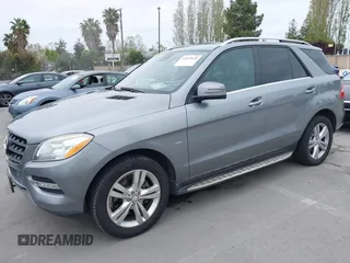 2012 Mercedes-Benz M ML 350 with VIN 4JGDA5HB2CA022335, listed as a IAAI auction lot 42045828 with 162,328 mi miles. Bid and sale history available at carsss.com. Image 2.