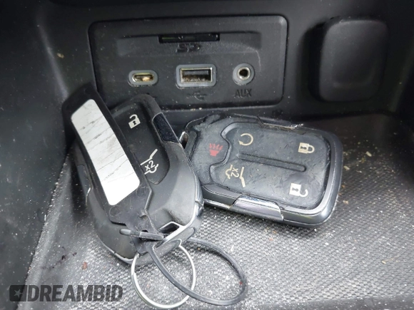 2020 GMC Terrain Denali with VIN 3GKALXEX4LL305359, listed as a IAAI auction lot 42106661 with 84,469 mi miles and . Bid and sale history available at DreamBid. Image 11.