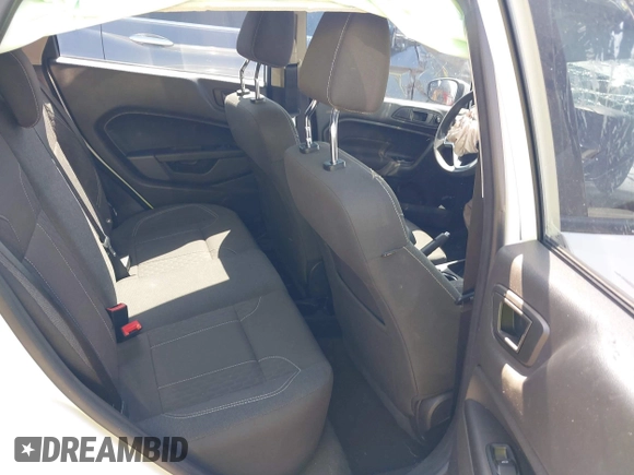 2019 Ford Fiesta SE с VIN 3FADP4EJ1KM144362, выставлен на аукционе IAAI как лот 42217469 с пробегом 40 772 миль миль и . История ставок и продаж доступна на DreamBid. Изображение 8.