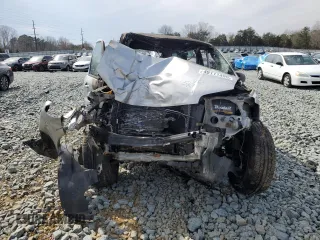 2005 Ford Escape Limited z VIN 1FMYU04115KA70415, wystawiony jako Copart lot #49111495 z przebiegiem Nie podano mil oraz Szkoda całkowita • Salvage title. Historia ofert i sprzedaży dostępna na DreamBid. Obrazek 5.