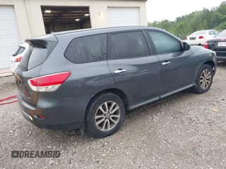 2013 Nissan Pathfinder SL with VIN 5N1AR2MM3DC665977, listed as a IAAI auction lot 42476560 with 242,660 mi miles and . Bid and sale history available at DreamBid. Image 4.