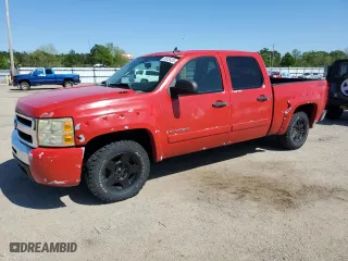 2007 Chevrolet Silverado 1500 LTZ with VIN 2GCEK133671586102, listed as a Copart auction lot 52826425 with 256,311 mi miles and Clean Title. Bid and sale history available at carsss.com. Image 1.