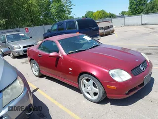 1999 Mercedes-Benz SLK 230/320 с VIN WDBKK47F0XF119354, выставлен на аукционе IAAI как лот 42489869 с пробегом 115 201 миль миль и . История ставок и продаж доступна на DreamBid. Изображение 1.