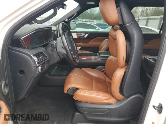 2021 Lincoln Navigator Reserve z VIN 5LMJJ2LT2MEL07612, wystawiony jako Copart lot #47704355 z przebiegiem Nie podano mil oraz Nie do naprawy • Non repairable. Historia ofert i sprzedaży dostępna na DreamBid. Obrazek 7.