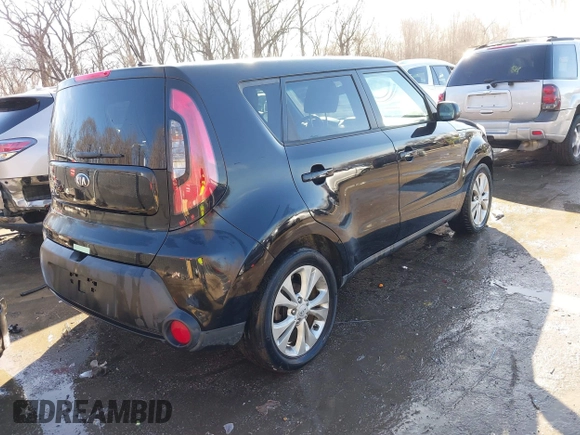 2015 Kia Soul + with VIN KNDJP3A5XF7199554, listed as a IAAI auction lot 41667397 with 138,819 mi miles. Bid and sale history available at carsss.com. Image 4.