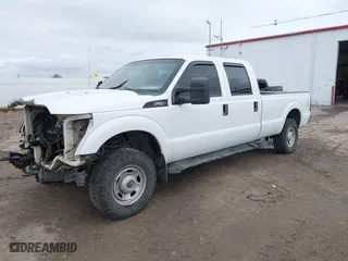 2015 Ford Super Duty F-250 SRW Lariat with VIN 1FT7W2B6XFEA59904, listed as a IAAI auction lot 41020185 with 145,544 mi miles. Bid and sale history available at carsss.com. Image 21.
