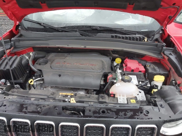 2021 Jeep Renegade Jeepster with VIN ZACNJDAB8MPM44251, listed as a IAAI auction lot 41883917 with 22,824 mi miles and . Bid and sale history available at DreamBid. Image 10.