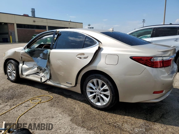 2013 Lexus ES 300h with VIN JTHBW1GG5D2016882, listed as a Copart auction lot 61676615 with 199,931 mi miles and Clean title. Bid and sale history available at DreamBid. Image 2.