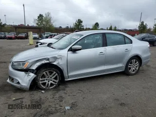 2013 Volkswagen Jetta Sedan SE w/Convenience/Sunroof with VIN 3VWDX7AJ0DM404624, listed as a Copart auction lot 50316255 with 153,763 mi miles and Salvage Title. Bid and sale history available at carsss.com. Image 1.