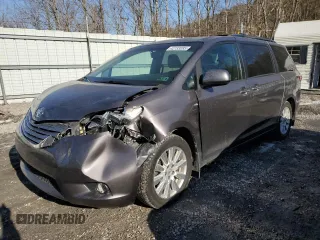 2017 Toyota Sienna XLE with VIN 5TDDZ3DC3HS156703, listed as a Copart auction lot 42733085 with 200,040 mi miles and Salvage Title. Bid and sale history available at DreamBid. Image 1.