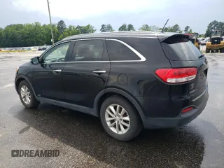 2017 Kia Sorento LX z VIN 5XYPGDA34HG305081, wystawiony jako Copart lot #60938125 z przebiegiem 132 764 mil mil oraz Czysty tytuł • Clean title. Historia ofert i sprzedaży dostępna na DreamBid. Obrazek 2.