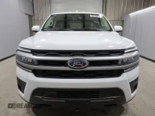 2022 Ford Expedition XLT with VIN 1FMJU1JT9NEA58475, listed as a Copart auction lot 49507685 with 51,292 mi miles and Clean Title. Bid and sale history available at carsss.com. Image 5.