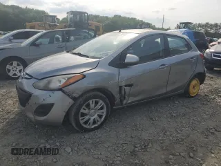 2014 Mazda 2 Sport z VIN JM1DE1KZ5E0183858, wystawiony jako Copart lot #56530305 z przebiegiem 98 347 mil mil oraz Czysty tytuł • Clean title. Historia ofert i sprzedaży dostępna na DreamBid. Obrazek 1.