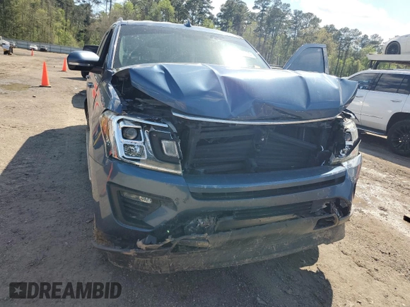 2018 Ford Expedition Max XLT with VIN 1FMJK1HTXJEA65442, listed as a Copart auction lot 50409205 with 136,100 mi miles and Salvage Title. Bid and sale history available at DreamBid. Image 5.