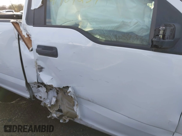 2015 Ford F-150 XL with VIN 1FTMF1C89FKD50053, listed as a IAAI auction lot 41704237 with 187,408 mi miles and . Bid and sale history available at DreamBid. Image 6.