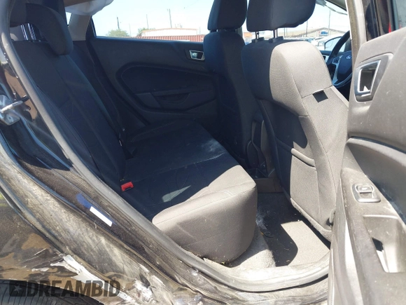 2015 Ford Fiesta SE with VIN 3FADP4EJXFM190262, listed as a IAAI auction lot 41997760 with 81,522 mi miles. Bid and sale history available at carsss.com. Image 8.