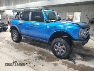 2023 Ford Bronco z VIN 1FMDE5BH0PLB56286, wystawiony jako Copart lot #57166655 z przebiegiem 45 216 mil mil oraz Szkoda całkowita • Salvage title. Historia ofert i sprzedaży dostępna na DreamBid. Obrazek 4.