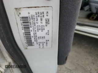 1998 Chrysler Town & Country LXi with VIN 1C4GP54L3WB501599, listed as a Copart auction lot 87932105 with 0 mi miles and Salvage Title. Bid and sale history available at carsss.com. Image 12.
