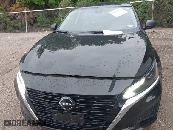 2024 Nissan Altima SV with VIN 1N4BL4DV9RN377820, listed as a IAAI auction lot 42204495 with 35,532 mi miles and . Bid and sale history available at carsss.com. Image 12.