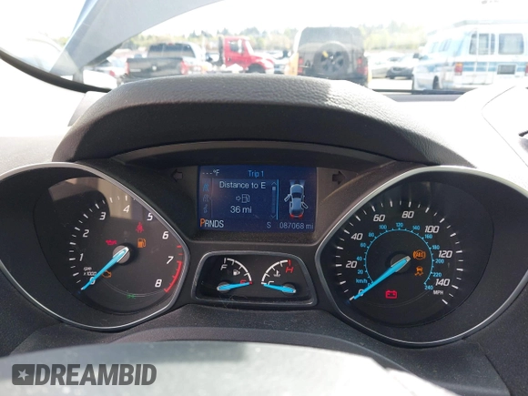 2015 Ford Escape SE with VIN 1FMCU0G75FUB31989, listed as a IAAI auction lot 42040121 with 87,068 mi miles and . Bid and sale history available at DreamBid. Image 7.