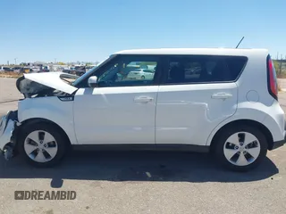 2016 Kia Soul with VIN KNDJN2A26G7357170, listed as a IAAI auction lot 42087410 with 106,560 mi miles. Bid and sale history available at carsss.com. Image 14.