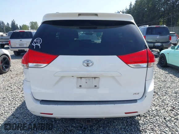 2013 Toyota Sienna XLE AAS with VIN 5TDYK3DC9DS292737, listed as a IAAI auction lot 42160582 with 200,321 mi miles and . Bid and sale history available at DreamBid. Image 17.