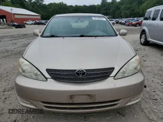 2004 Toyota Camry LE with VIN 4T1BE32K04U818252, listed as a Copart auction lot 64758924 with 0 mi miles and Non Repairable. Bid and sale history available at carsss.com. Image 5.