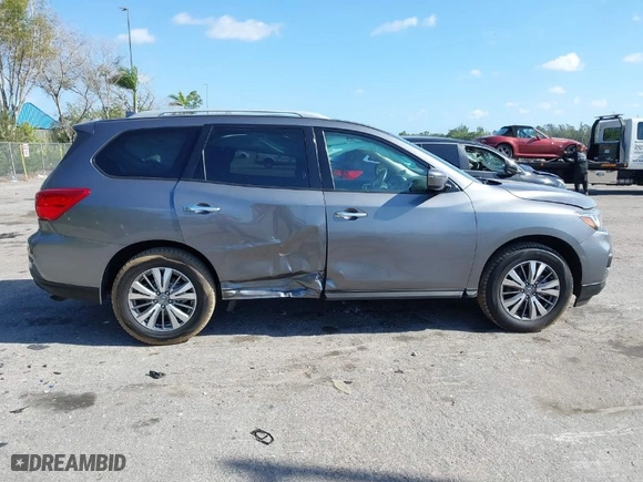 2020 Nissan Pathfinder SV with VIN 5N1DR2BM4LC622263, listed as a IAAI auction lot 41228961 with 79,901 mi miles. Bid and sale history available at carsss.com. Image 14.