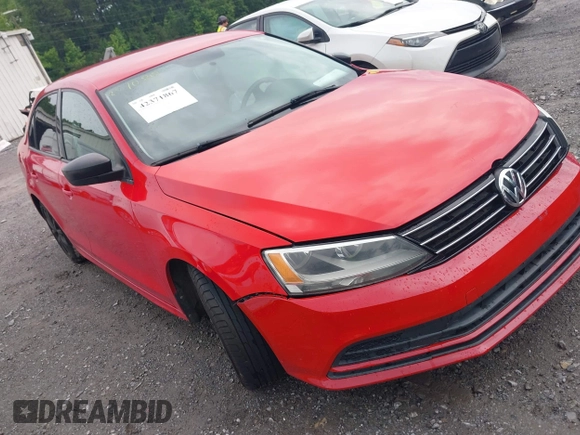 2015 Volkswagen Jetta SE with VIN 3VWD17AJ8FM332771, listed as a IAAI auction lot 42371867 with 196,198 mi miles and . Bid and sale history available at DreamBid. Image 1.