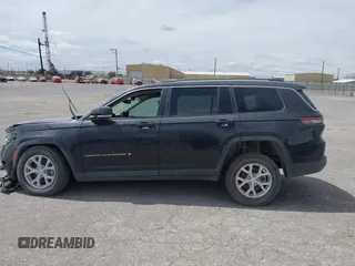 2023 Jeep Grand Cherokee Limited z VIN 1C4RJJBG4P8843652, wystawiony jako IAAI lot #41906826 z przebiegiem 18 006 mil mil oraz . Historia ofert i sprzedaży dostępna na DreamBid. Obrazek 14.