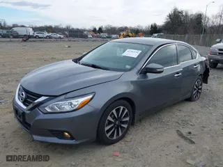 2018 Nissan Altima 2.5 SR with VIN 1N4AL3AP5JC221530, listed as a IAAI auction lot 41202536 with 66,718 mi miles. Bid and sale history available at carsss.com. Image 2.