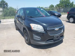 2016 Chevrolet Trax LS z VIN KL7CJKSB5GB608001, wystawiony jako IAAI lot #42269027 z przebiegiem 111 680 mil mil oraz . Historia ofert i sprzedaży dostępna na DreamBid. Obrazek 1.
