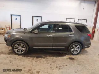 2018 Ford Explorer Limited with VIN 1FM5K7F83JGB10681, listed as a IAAI auction lot 41655773 with 155,527 mi miles. Bid and sale history available at carsss.com. Image 14.