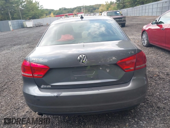2015 Volkswagen Passat Limited Edition Edition с VIN 1VWAT7A39FC094736, выставлен на аукционе IAAI как лот 40483449 с пробегом 97 449 миль миль и . История ставок и продаж доступна на DreamBid. Изображение 16.