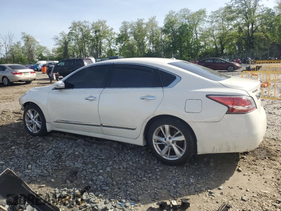 2015 Nissan Altima S with VIN 1N4AL3AP7FC177666, listed as a Copart auction lot 55441875 with 97,110 mi miles and Clean Title. Bid and sale history available at DreamBid. Image 2.