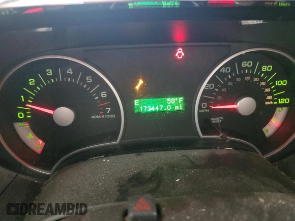 2010 Ford Explorer XLT z VIN 1FMEU7DE2AUA89407, wystawiony jako Copart lot #58007235 z przebiegiem 173 447 mil mil oraz Szkoda całkowita • Salvage title. Historia ofert i sprzedaży dostępna na DreamBid. Obrazek 9.