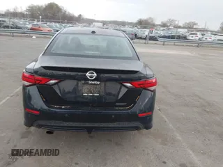 2022 Nissan Sentra SR z VIN 3N1AB8DV1NY231461, wystawiony jako IAAI lot #41842739 z przebiegiem 58 709 mil mil oraz . Historia ofert i sprzedaży dostępna na DreamBid. Obrazek 16.