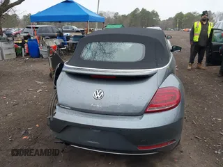 2019 Volkswagen Beetle S with VIN 3VW5DAAT6KM505210, listed as a IAAI auction lot 42084818 with 24 mi miles and . Bid and sale history available at DreamBid. Image 16.