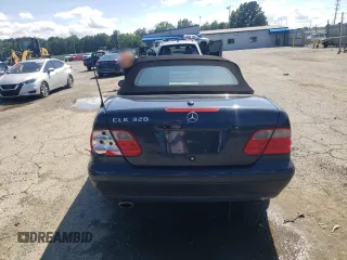 2003 Mercedes-Benz CLK 320 z VIN WDBLK65GX3T132846, wystawiony jako Copart lot #58442175 z przebiegiem 165 580 mil mil oraz Szkoda całkowita • Salvage title. Historia ofert i sprzedaży dostępna na DreamBid. Obrazek 6.