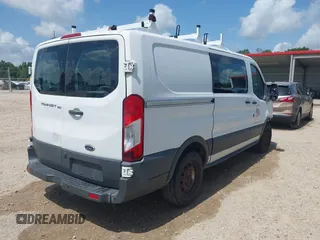 2017 Ford Transit z VIN 1FTYE1YMXHKA11900, wystawiony jako IAAI lot #42481313 z przebiegiem 197 231 mil mil oraz . Historia ofert i sprzedaży dostępna na DreamBid. Obrazek 4.