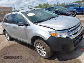 2013 Ford Edge SE z VIN 2FMDK3GCXDBE32852, wystawiony jako IAAI lot #42620406 z przebiegiem 254 700 mil mil oraz . Historia ofert i sprzedaży dostępna na DreamBid. Obrazek 1.