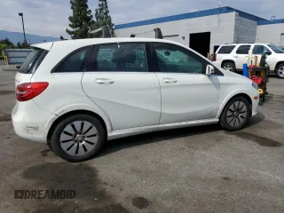 2014 Mercedes-Benz B with VIN WDDVP9AB9EJ001564, listed as a Copart auction lot 76207854 with 79,880 mi miles and Clean Title. Bid and sale history available at carsss.com. Image 3.