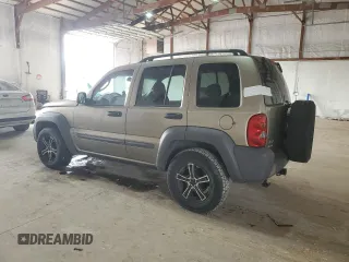 2004 Jeep Liberty Sport with VIN 1J4GL48KX4W115186, listed as a Copart auction lot 49231835 with 206,185 mi miles and Salvage Title. Bid and sale history available at carsss.com. Image 2.