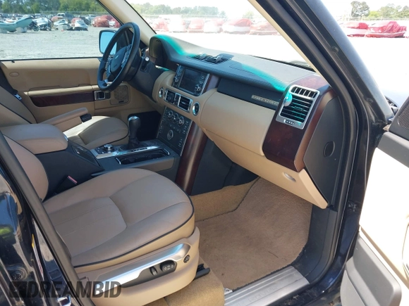 2010 Land Rover Range Rover HSE with VIN SALME1D48AA324744, listed as a IAAI auction lot 42038582 with 148,390 mi miles and . Bid and sale history available at DreamBid. Image 5.