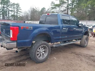 2018 Ford Super Duty F-250 SRW XL with VIN 1FT7W2B62JEB96232, listed as a IAAI auction lot 41705890 with 122,200 mi miles. Bid and sale history available at carsss.com. Image 4.