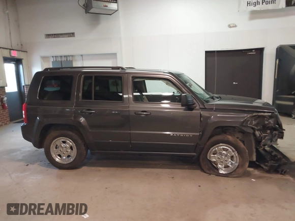 2016 Jeep Patriot Sport with VIN 1C4NJRBB0GD691510, listed as a IAAI auction lot 41729015 with 177,527 mi miles and . Bid and sale history available at carsss.com. Image 14.