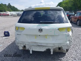 2018 Volkswagen Tiguan S с VIN 3VV1B7AX6JM052719, выставлен на аукционе IAAI как лот 42376937 с пробегом 91 429 миль миль и . История ставок и продаж доступна на DreamBid. Изображение 17.